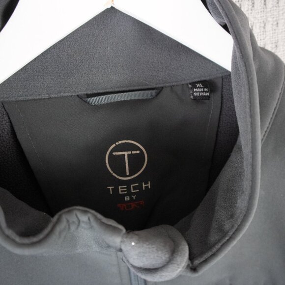 Tumi T-Tech Softshell Jacket Large Grey Zip Travel Jacket - Picture 3 of 8